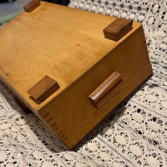 Hand-Carved Wooden Keepsake Box with Dovetail Corners, Scenic Inlay and Mirror - Picture 10 of 16